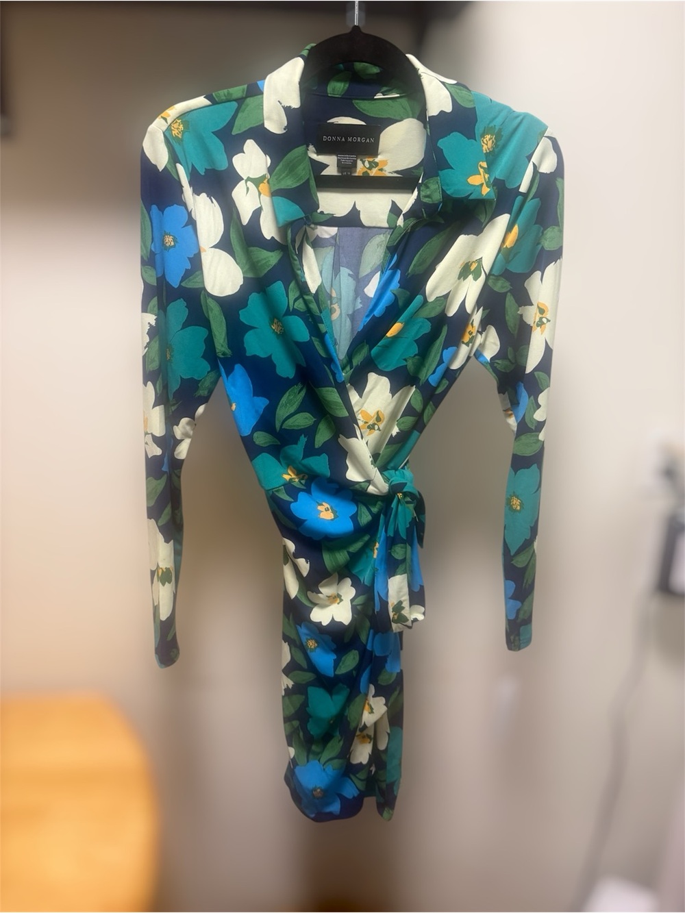 Donna Morgan, Women’s Wrap Dress, Floral Print Blue ~ Size 10, New with Tags